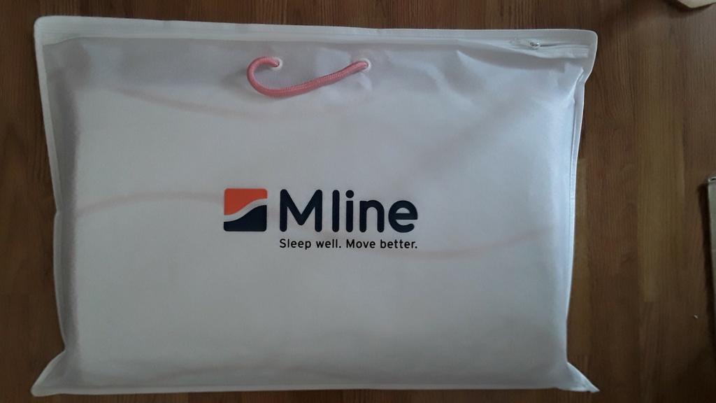 Coussin M Line de 8 cm de haut, Enlèvement ou Envoi, Neuf