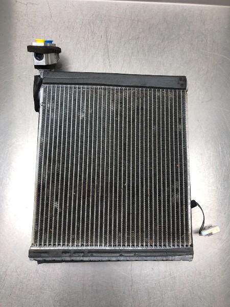 AIRCOVERDAMPER Toyota Verso (|DT4475003070|), Gebruikt, Toyota