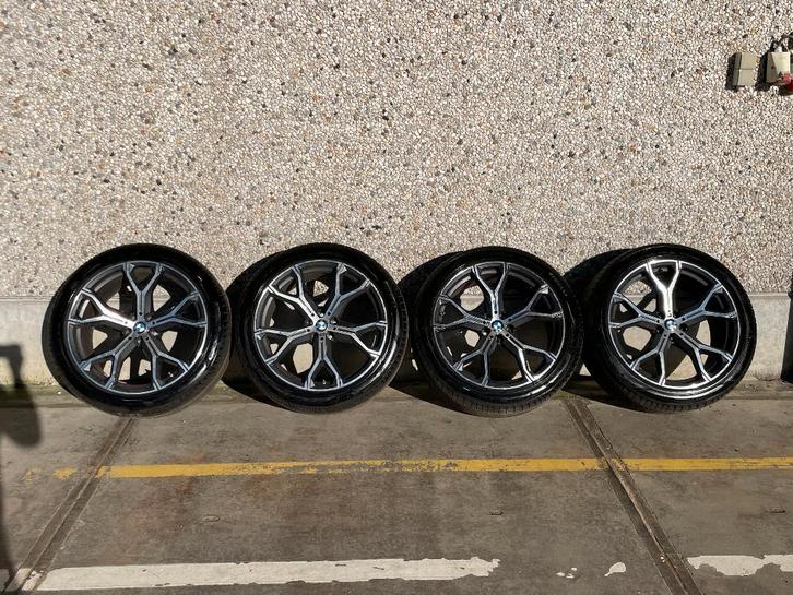 BMW X5 - 21 inch velgen en banden - Y-spaak, Auto-onderdelen, Banden en Velgen, Band(en), Zomerbanden, 21 inch, 315 mm, Terreinwagen