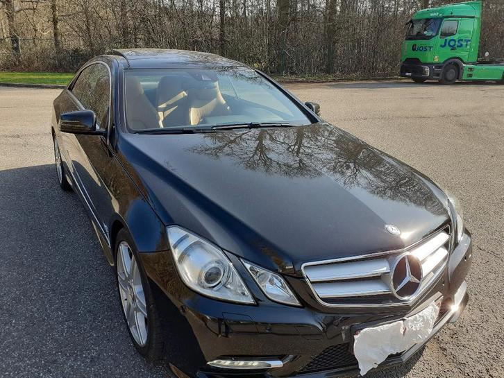 Mercedes E 220 CDI coupe 2013 auto, 45000 km, 1ste eigenaar, Auto's, Mercedes-Benz, Particulier, E-Klasse, ABS, Adaptieve lichten