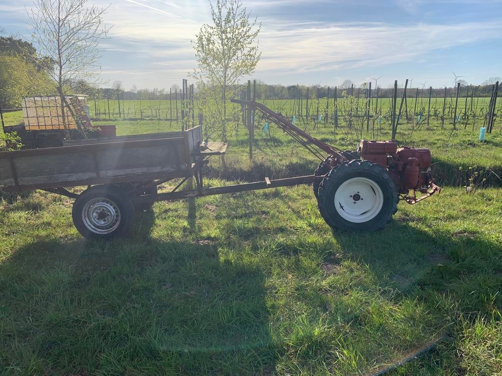 Holder e12 motoqulteur, Zakelijke goederen, Ophalen