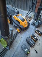 Grasmaaier + kantensnijder + bladblazer +3 batterijen, Tuin en Terras