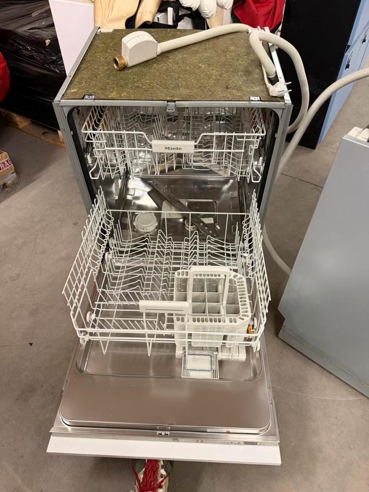 Miele inbouwvaatwasser uit de 5000-serie, Elektronische apparatuur, Vaatwasmachines, Zo goed als nieuw, Ophalen