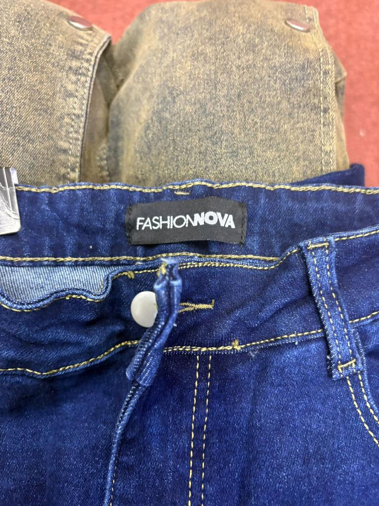 Fashion Nova jean bleu foncé – neuf avec étiquette, Vêtements | Femmes, Enlèvement ou Envoi, Comme neuf