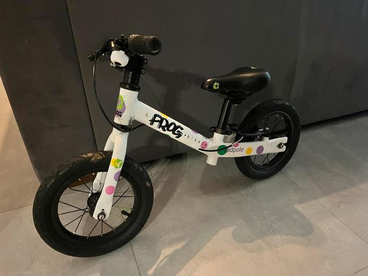 Draisienne vélo enfant sans pédales – très bon état, Vélos & Vélomoteurs, Vélos | Vélos pour enfant, Comme neuf, Moins de 16 pouces