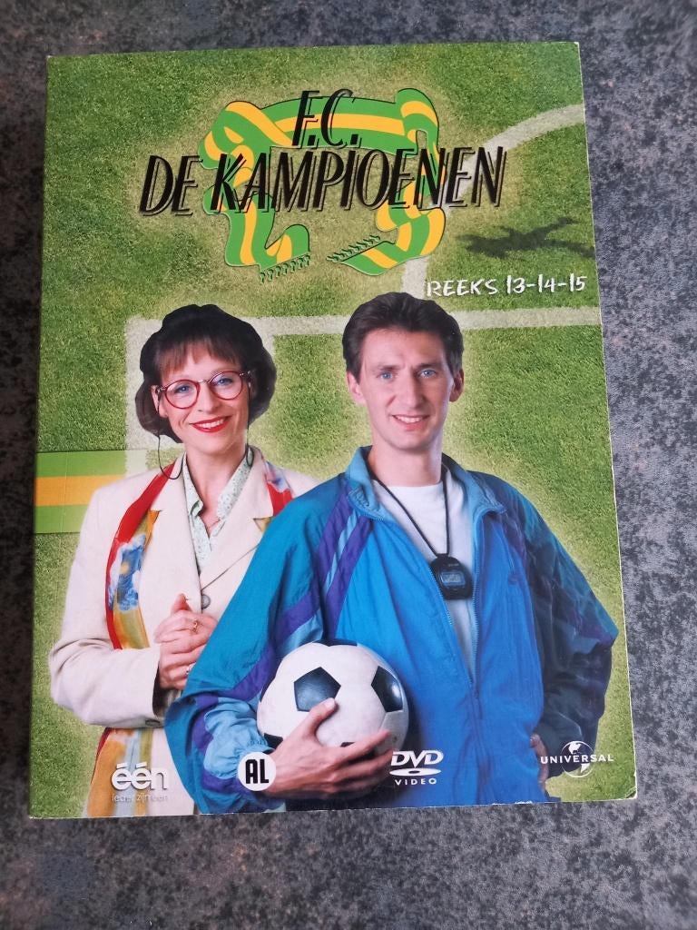 Coffret DVD FC The Champions Saison 13,14,15, Tous les âges, Enlèvement ou Envoi, Utilisé, Autres genres