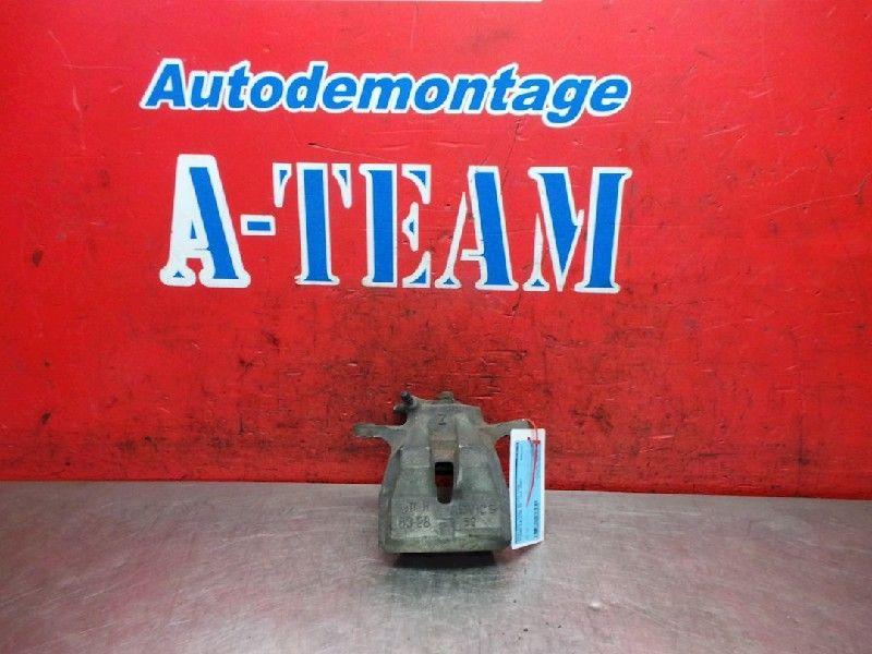 REMKLAUW RECHTS VOOR Nissan Kubistar (F10) (01-2003/10-2009), Auto-onderdelen, Gebruikt, Nissan