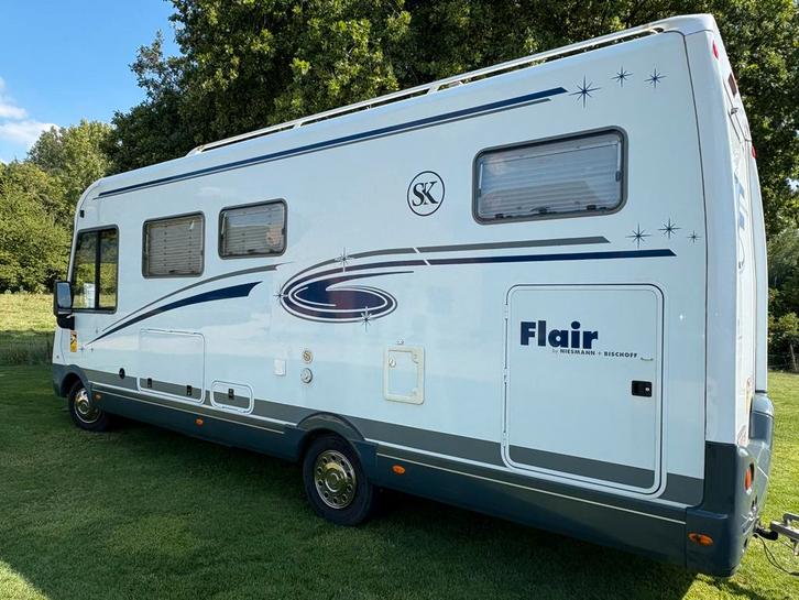 Niesmann+Bischoff -Type Flair mobilhome in perfecte staat, Caravans en Kamperen, Mobilhomes, Particulier, tot en met 4, Integraal