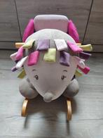 Schommelpaard. Olifant. Hout, Ophalen