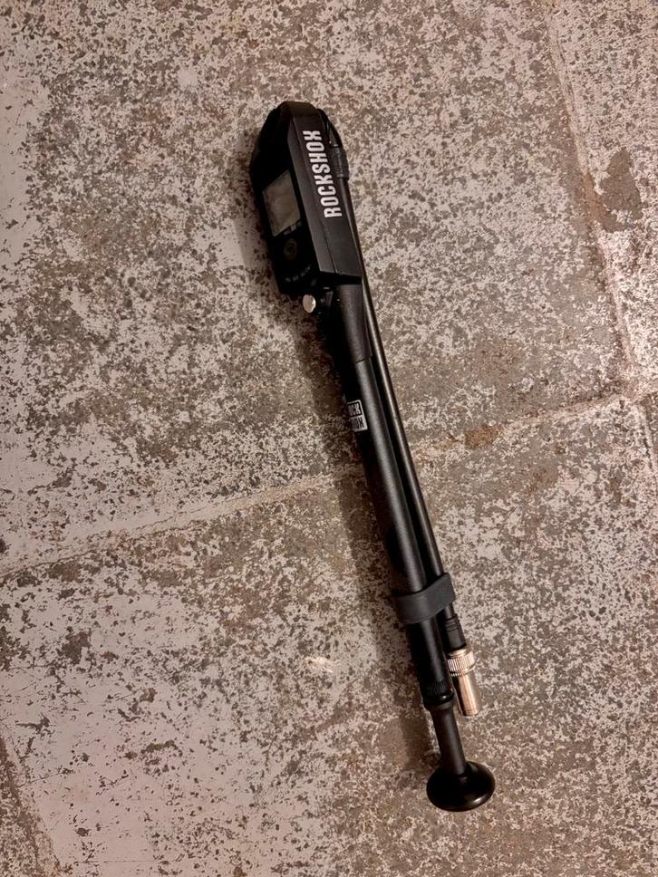 RockShox Vork/Demper Pomp - Digitaal | 300psi, Fietsen en Brommers, Fietsaccessoires | Fietsgereedschap, Zo goed als nieuw, Ophalen