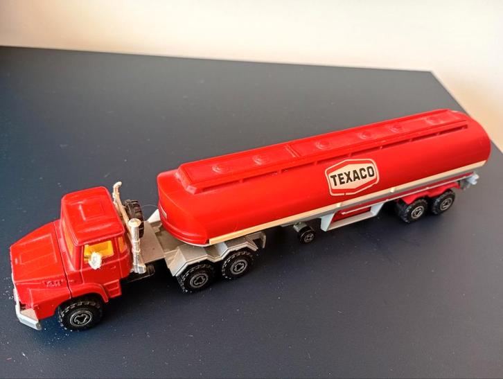 Majorette Scania 140 petrol Tanker Texaco 1:60, Hobby en Vrije tijd, Modelauto's | Overige schalen, Ophalen of Verzenden