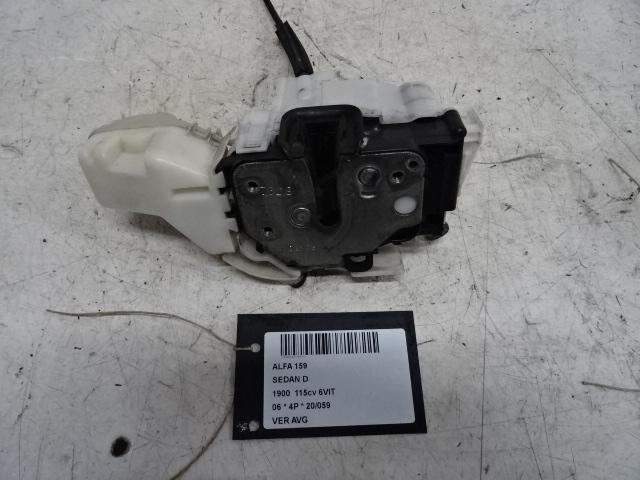 SERRURE DE PORTE AVANT GAUCHE Alfa Romeo 159 (939AX), Utilisé, Gauche, Alfa Romeo