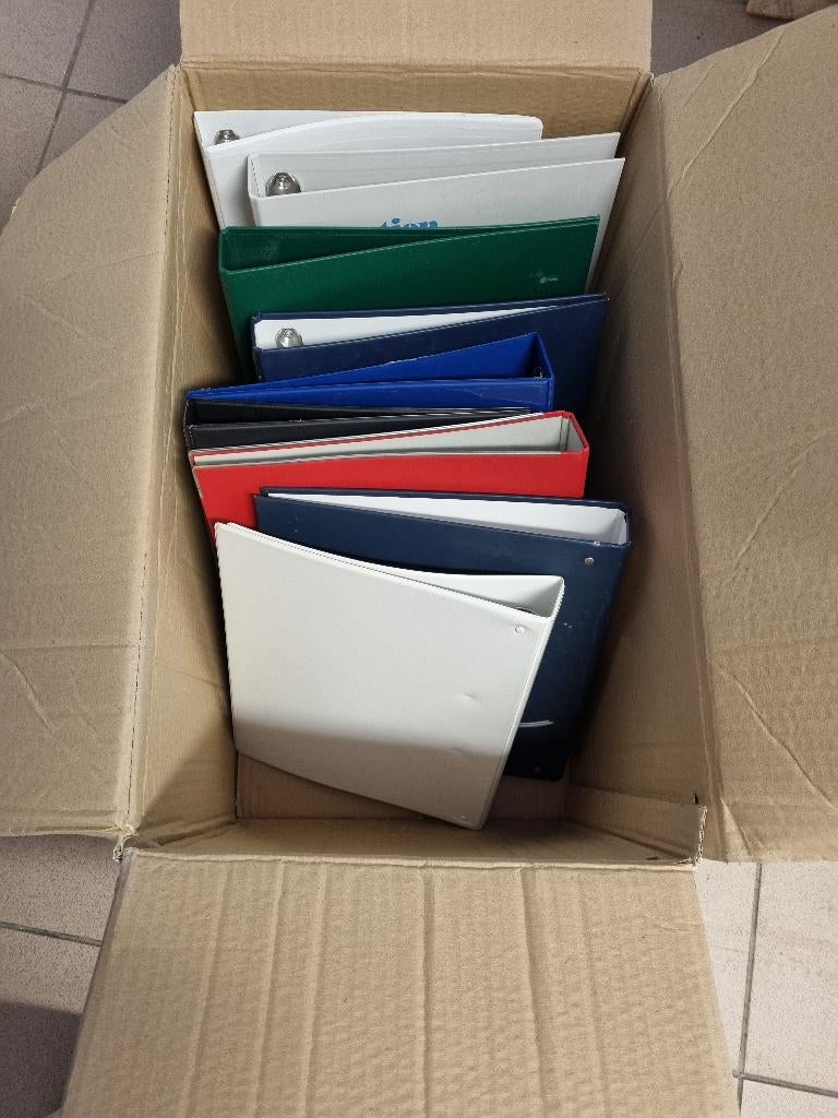 Lot de classeurs à donner, Enlèvement, Utilisé