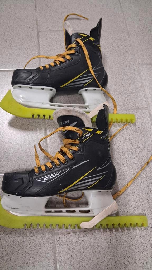 Patins à glace CCM Tacks pointure 38, Sports & Fitness, Patinage, Utilisé, Autres types, Autres marques, Enlèvement