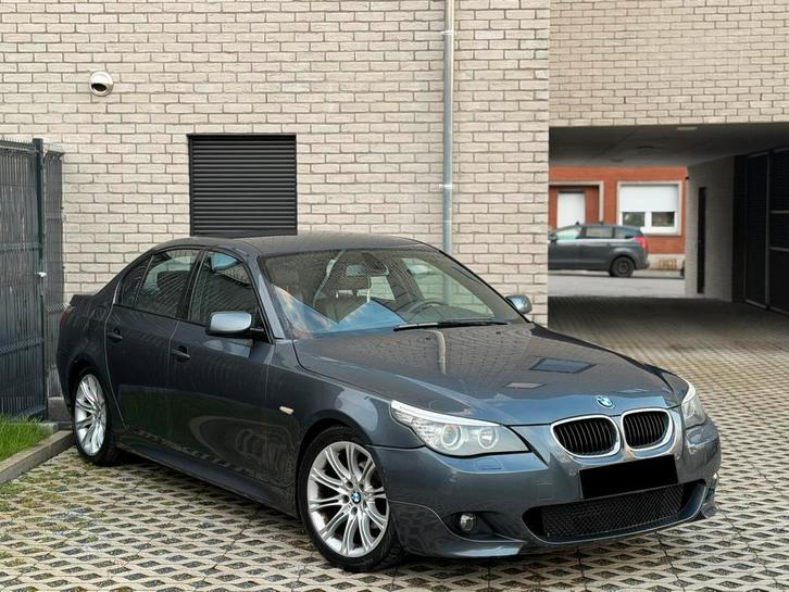 BMW 520d-E60-Pake-M faselift 2008, Auto's, BMW, Particulier, 5 Reeks, Sportstoelen, Diesel, Berline, 5 deurs, Handgeschakeld, Zwart