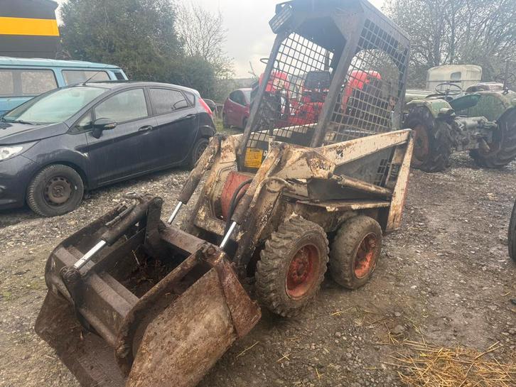 Bob cat 310, Zakelijke goederen, Machines en Bouw | Kranen en Graafmachines, Ophalen of Verzenden