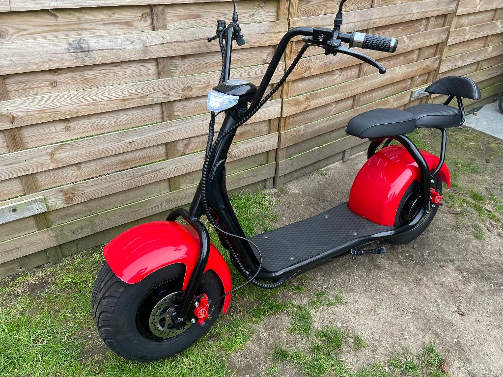 Elektrische scooter, Fietsen en Brommers, Ophalen, Zo goed als nieuw