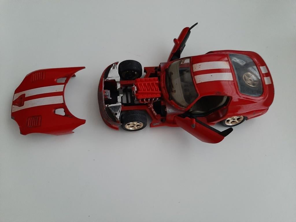 Dodge viper GTS coupé,schaal 1/24 bburago, Ophalen