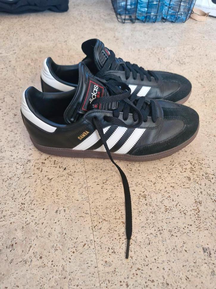 Adidas Samba – maat 40, Kleding | Dames, Schoenen, Zo goed als nieuw, Sneakers, Zwart, Ophalen of Verzenden