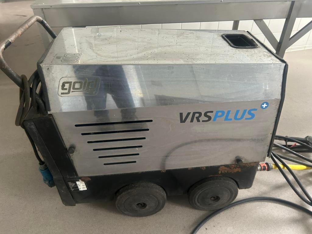 Hogedrukreiniger koud en warm bieden, Tuin en Terras, Ophalen, Zo goed als nieuw