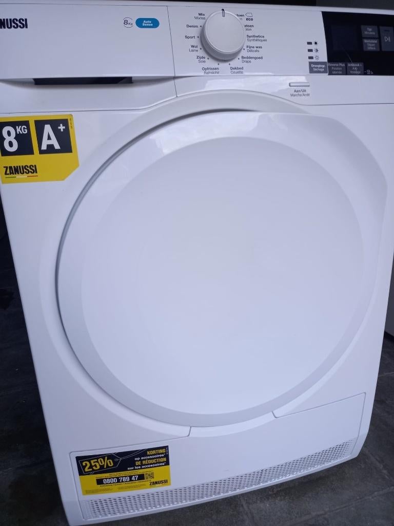 Zanussi 8 kg A+ droger, Ophalen, Zo goed als nieuw