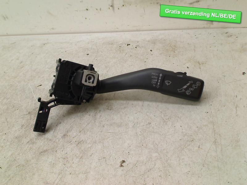 COMMUTATEUR DROIT golf 6 Golf VI (5K1) (1k0953513e), Utilisé, De Bloemendaal 21 21
5221 EB  'S HERTOGENBOSCH, NL, Info@123Parts.nl