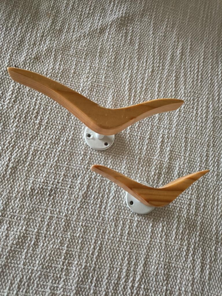 2 houten wandkapstokjes, Huis en Inrichting, Ophalen, Zo goed als nieuw, Hout, Wandkapstok