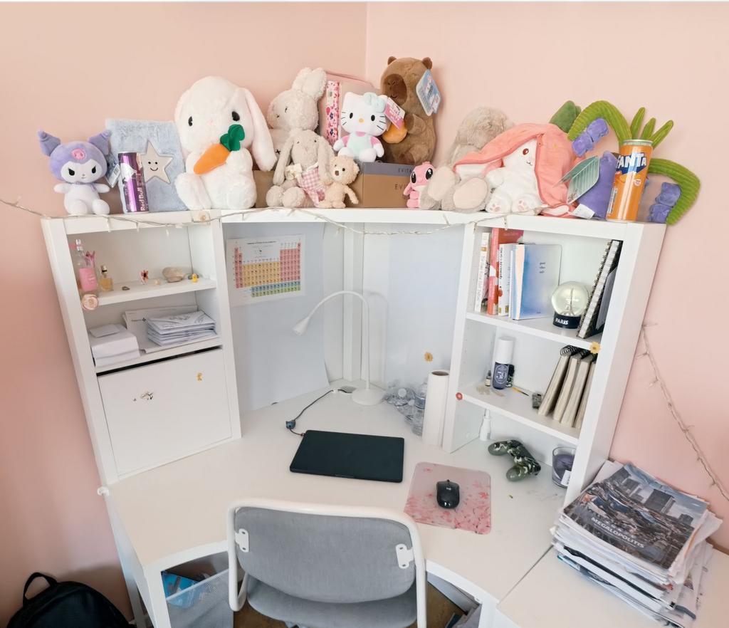 IKEA MICKE bureau te koop in goede staat., Ophalen, Gebruikt