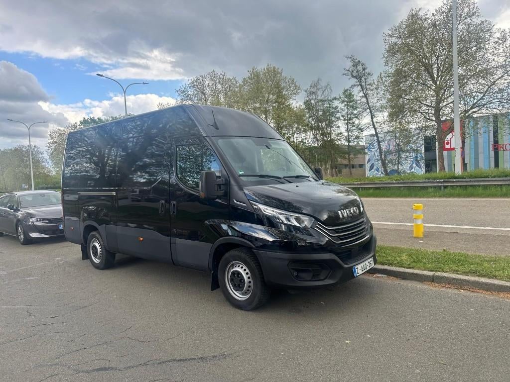 iveco daily 3,0 litres automatique 180 ch L2 H2, Achat, Euro 6, Entreprise, Entretenue par le concessionnaire