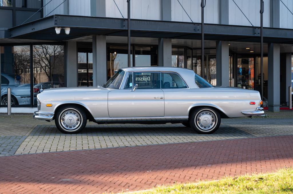 Mercedes-Benz S-Klasse 280 SE Coupé ( W111 ) (bj 1970), Automaat, Zwart, Bedrijf, 2778 cc