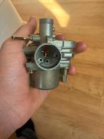 een carburateur en een luchtfilter van vivacity, Fietsen en Brommers, Brommeronderdelen | Algemeen, Verzenden, Gebruikt, Carburateur
