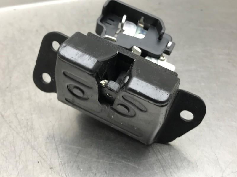 SLOTVANGER ACHTERKLEP Kia Sportage (SL) (01-2010/02-2016), Auto-onderdelen, Gebruikt, Kia