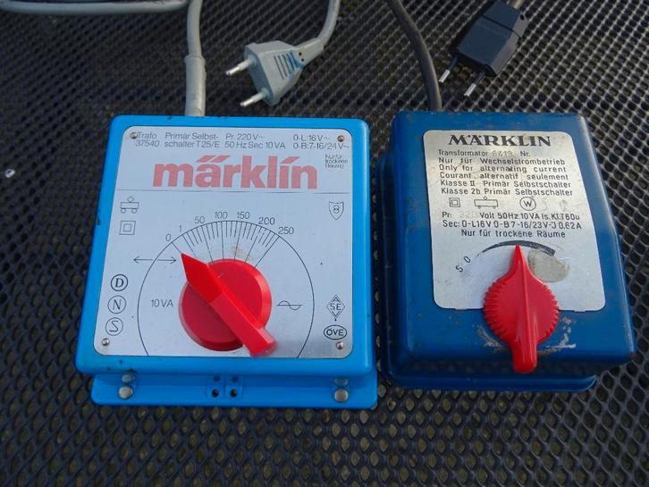 2x Transformateurs pour trains miniatures - Märklin, Hobby & Loisirs créatifs, Trains miniatures | HO, Utilisé, Transformateur ou Alimentation