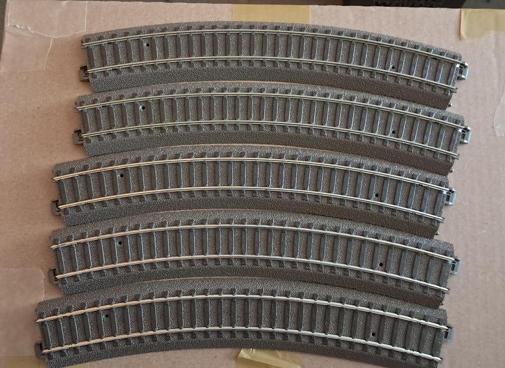 5 Rails HO courbre R2, Hobby & Loisirs créatifs, Trains miniatures | HO, Enlèvement ou Envoi, Trix, Rails, Courant continu