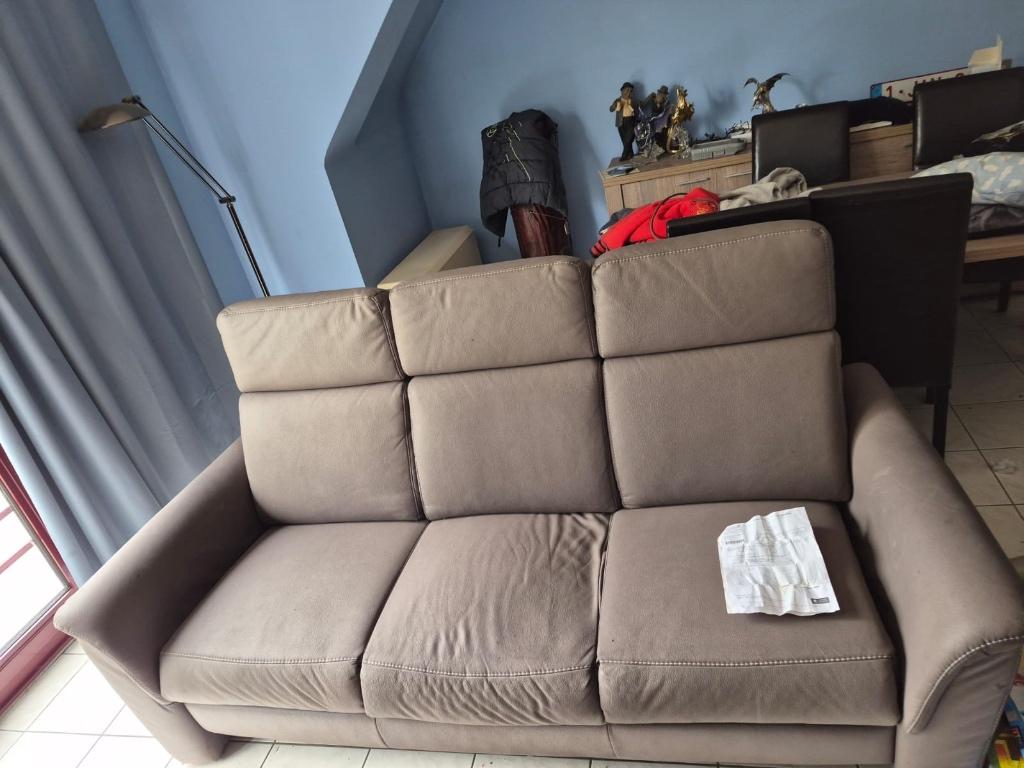 Salon, Quatre personnes ou plus, Banc droit, Comme neuf, Synthétique