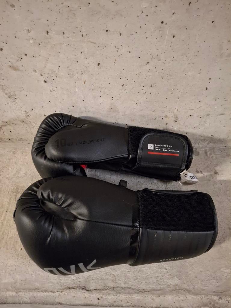 Splinternieuwe bokshandschoenen maat 10 Oz, Sport en Fitness, Ophalen