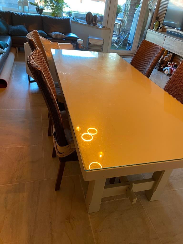 Eiken tafel met 4 rieten stoelen, Ophalen, Gebruikt, Klassiek, 4 tot 6 stoelen
