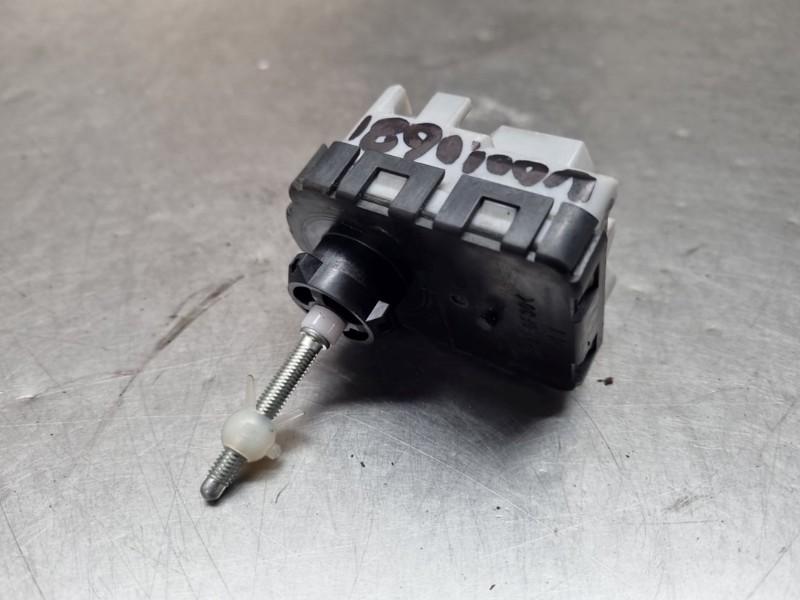 KOPLAMPMOTOR Toyota GT 86 (ZN) (01-2012/-) (|17052601|), Gebruikt, Toyota