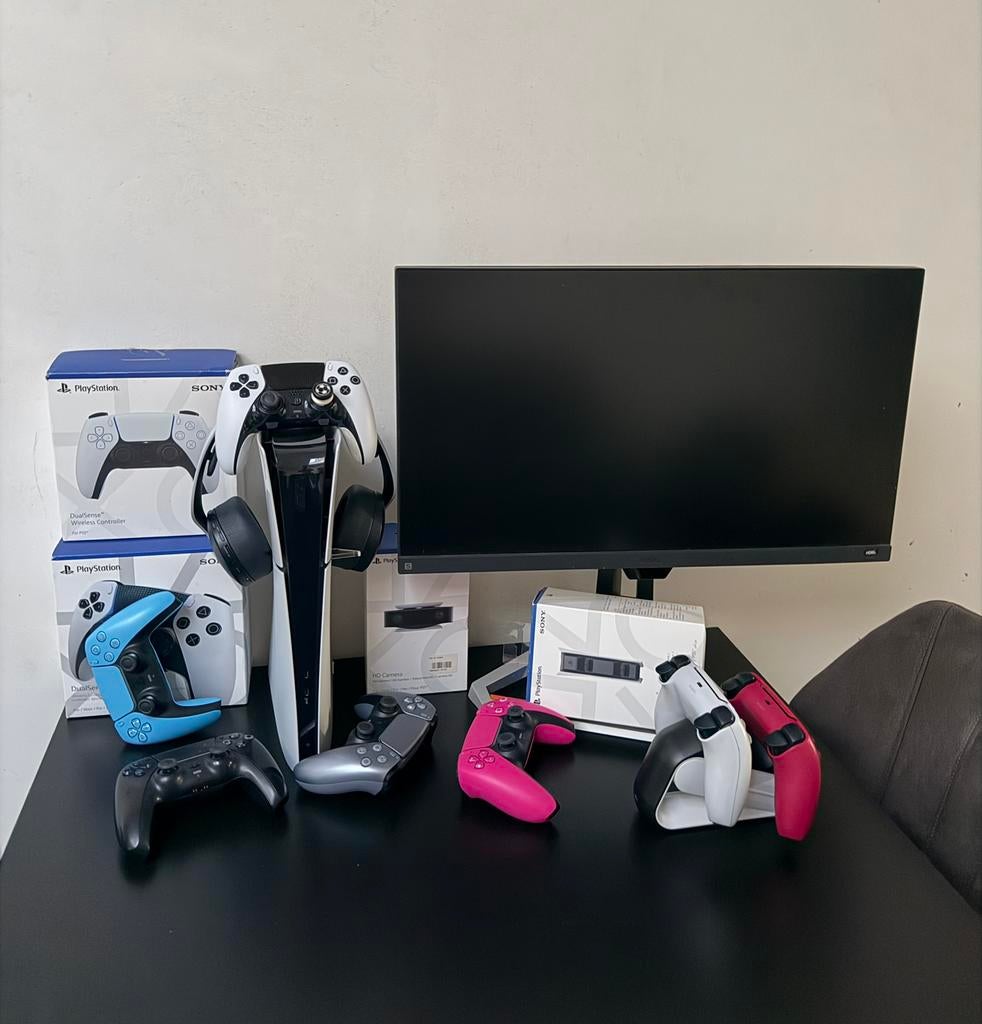 PS5 Slim + Accessoires, Games en Spelcomputers, Spelcomputers | Sony PlayStation 5, Zo goed als nieuw, Playstation 5 Digital, Ophalen