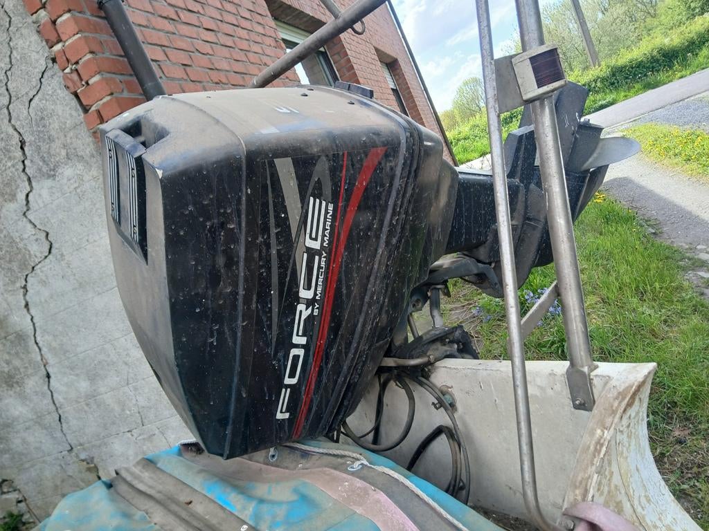 Moteur hors-bord Force 90 ch, fabriqué par Mercury, Sports nautiques & Bateaux, Enlèvement