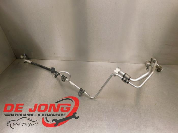 Tuyau clim d'un Mercedes Vito, 3 mois de garantie, Utilisé, -, -