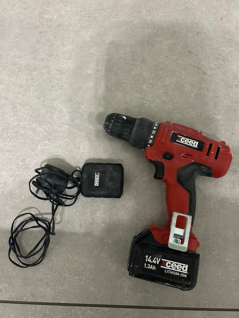 Schroefmachine te koop in nieuwe staat!, Doe-het-zelf en Bouw, Ophalen, Zo goed als nieuw