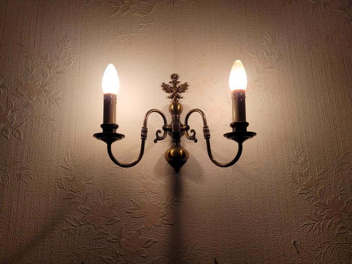 2 antieke Searchlight Flemish wandlampen, Huis en Inrichting, Lampen | Kroonluchters, Zo goed als nieuw, Overige materialen, Ophalen