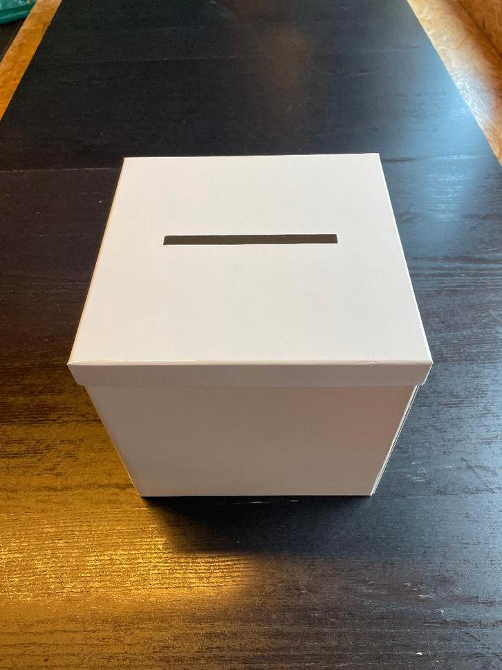 Urne voor huwelijk, doop of verjaardag - Wit of Zwart, Diversen, Cadeauverpakkingen, Nieuw, Cadeaudoos, Ophalen of Verzenden