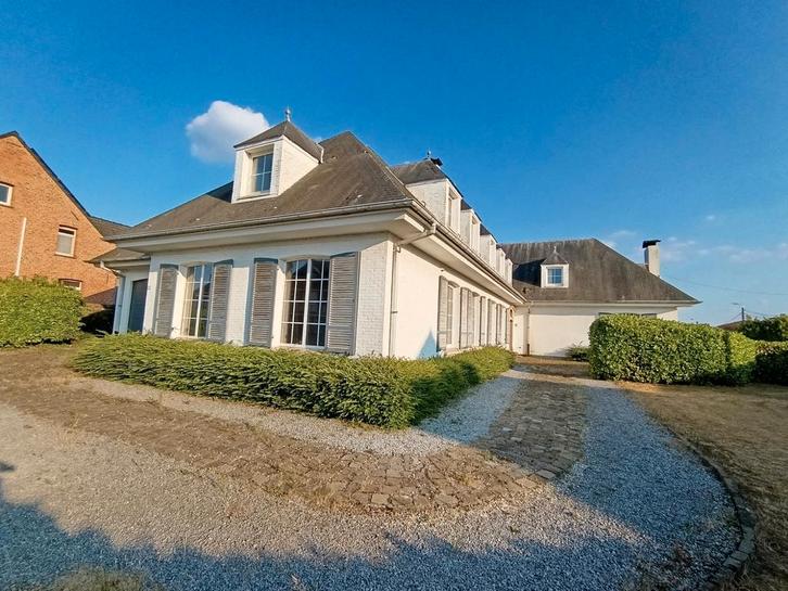 Huis met 600 m² bewoonbare oppervlakte te koop op 1500 m2, Immo, Maisons à vendre