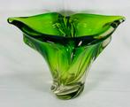 Val Saint Lambert Vintage design uranium groen kristal vaas, Ophalen of Verzenden