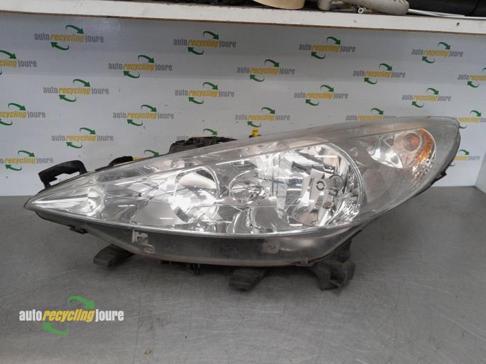 Phare gauche d'un Peugeot 207, Autos : Pièces & Accessoires, Éclairage, Peugeot, Utilisé, 3 mois de garantie