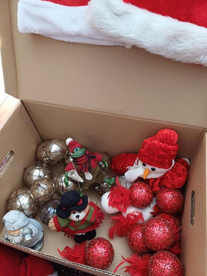 Doos met nog mooi kerstgerief, Diversen, Kerst, Ophalen