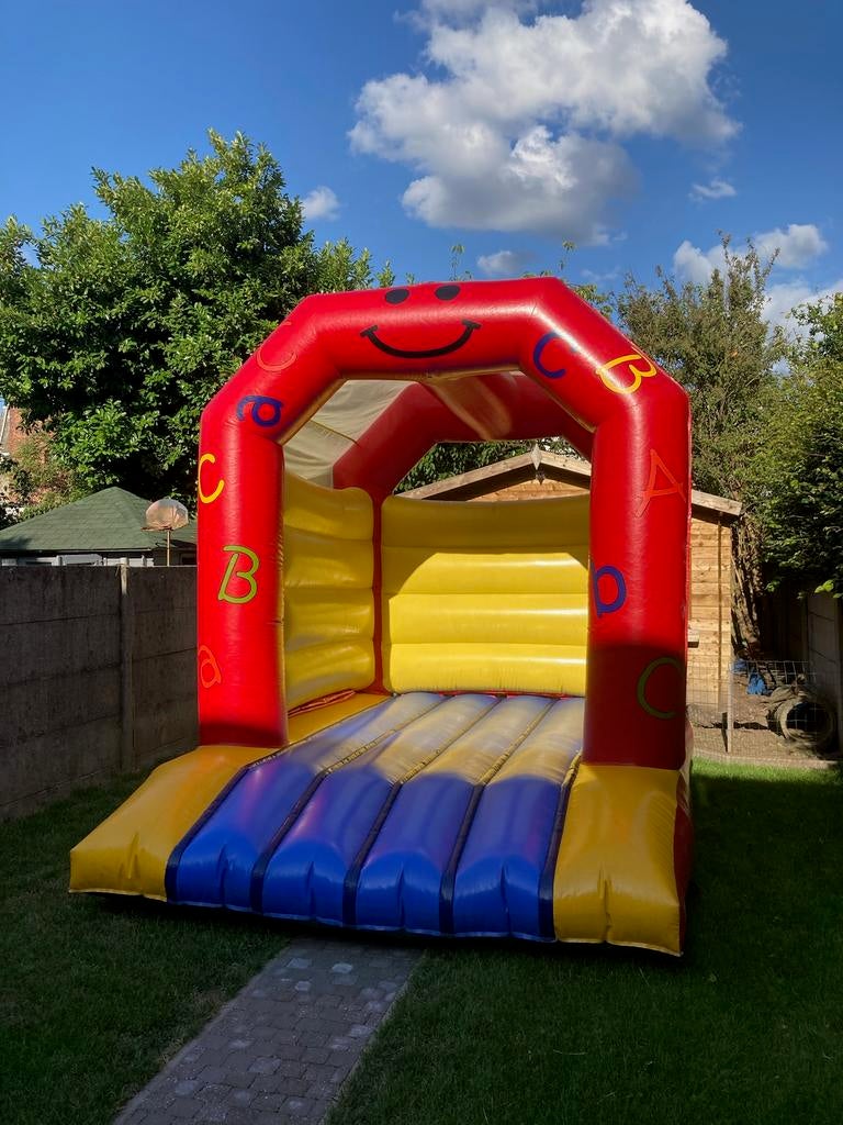 ABC Springkasteel te huur, Enlèvement, Utilisé