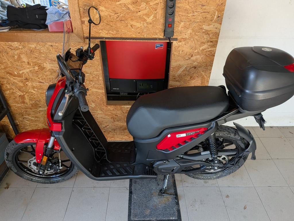 Bromfiets klasse b/ Fantic Issimo city 45km/u/ e-Scooter, Vélos & Vélomoteurs, Vélomoteurs & Scooters bridés, Autres marques, Comme neuf